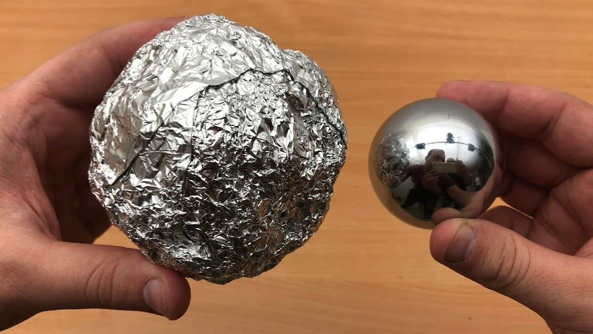4 domowe triki z folii aluminiowej, które ułatwią Ci życie - image 1