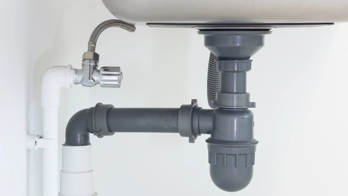 zapomnijowodoro-extra-1.webp Zapomnij o wodorotlenku sodu. Hydraulik zdradza prosty sposób na udrożnienie zatkanego odpływu - image 1