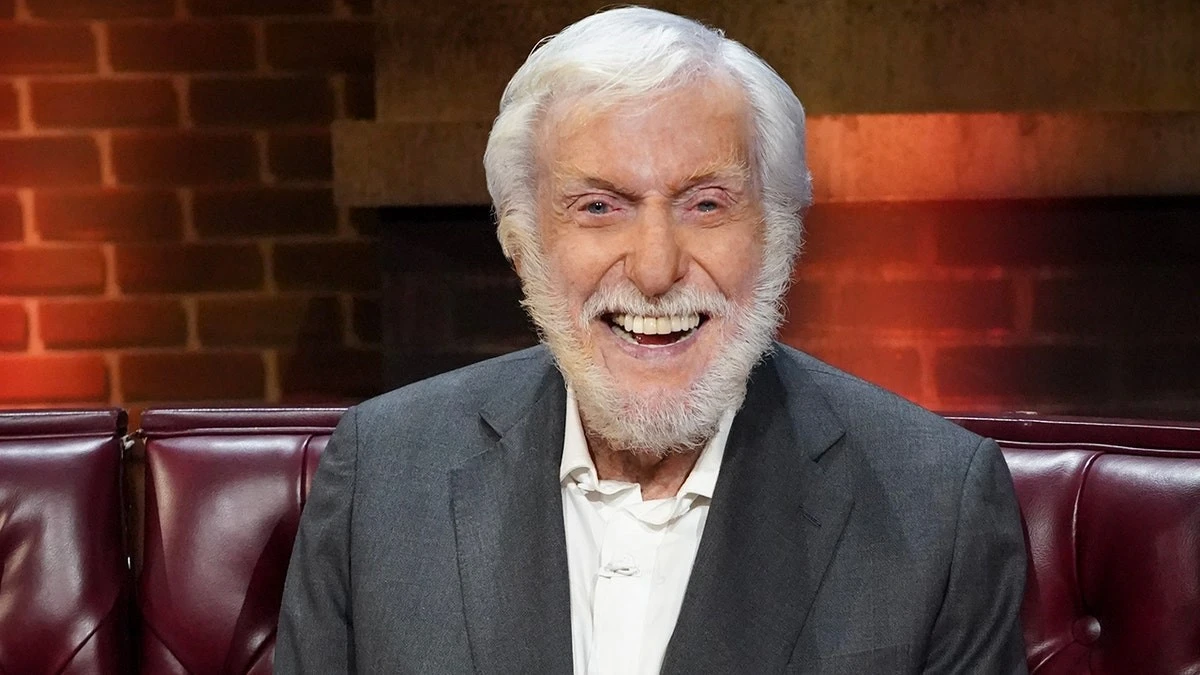 dlaczegodickvan-extra-1.webp Dlaczego Dick Van Dyke ma 100 lat, a wciąż czerpie z życia? To prostsze niż myślisz. - image 1