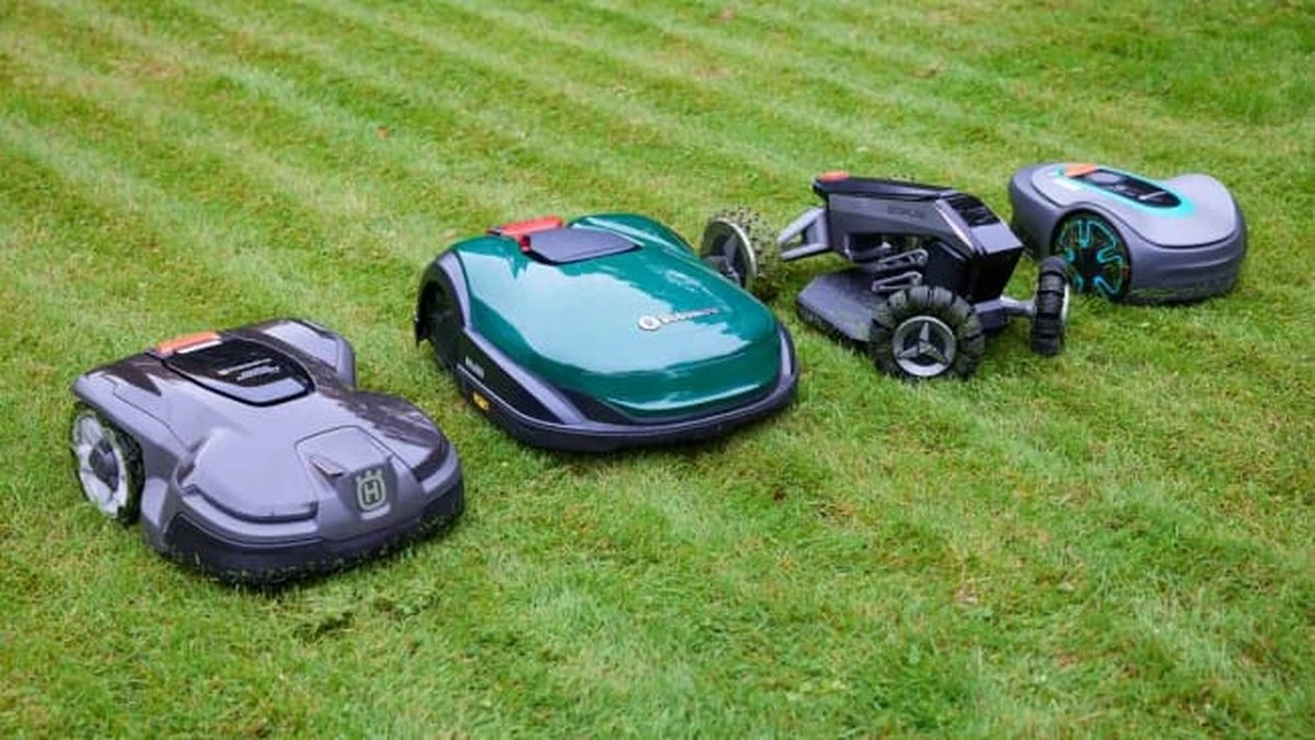 robotycznekosia-extra-1.webp Robotyczne kosiarki: Więcej niż trawa. Rozprawiamy się ze śniegiem i liśćmi! - image 1