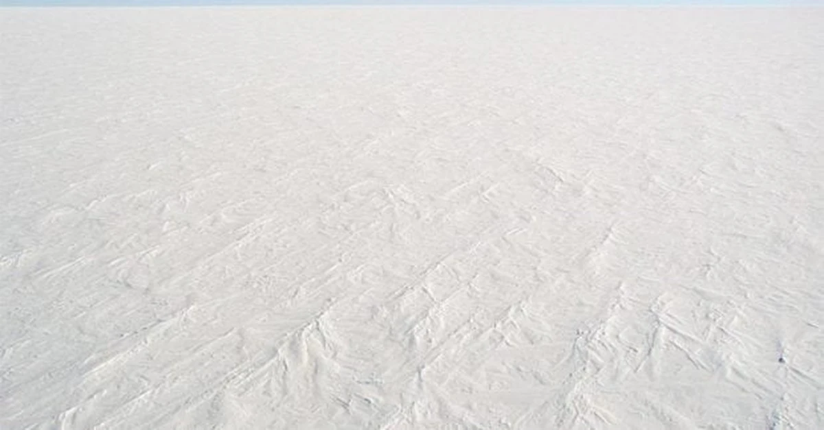 Nawet -15°C? Jak oceany na Ziemi-śnieżce pozostały ciekłe w ekstremalnym zimnie