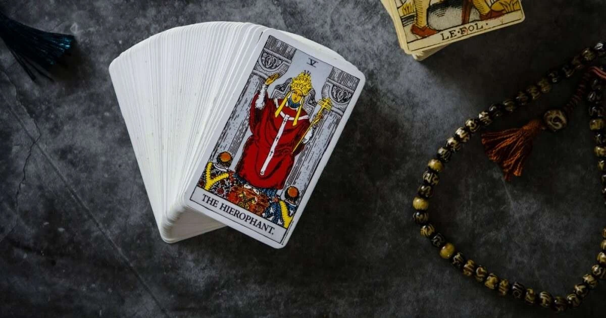 Co kryją karty Tarota 28 lutego 2026? Prognoza dla każdego znaku zodiaku