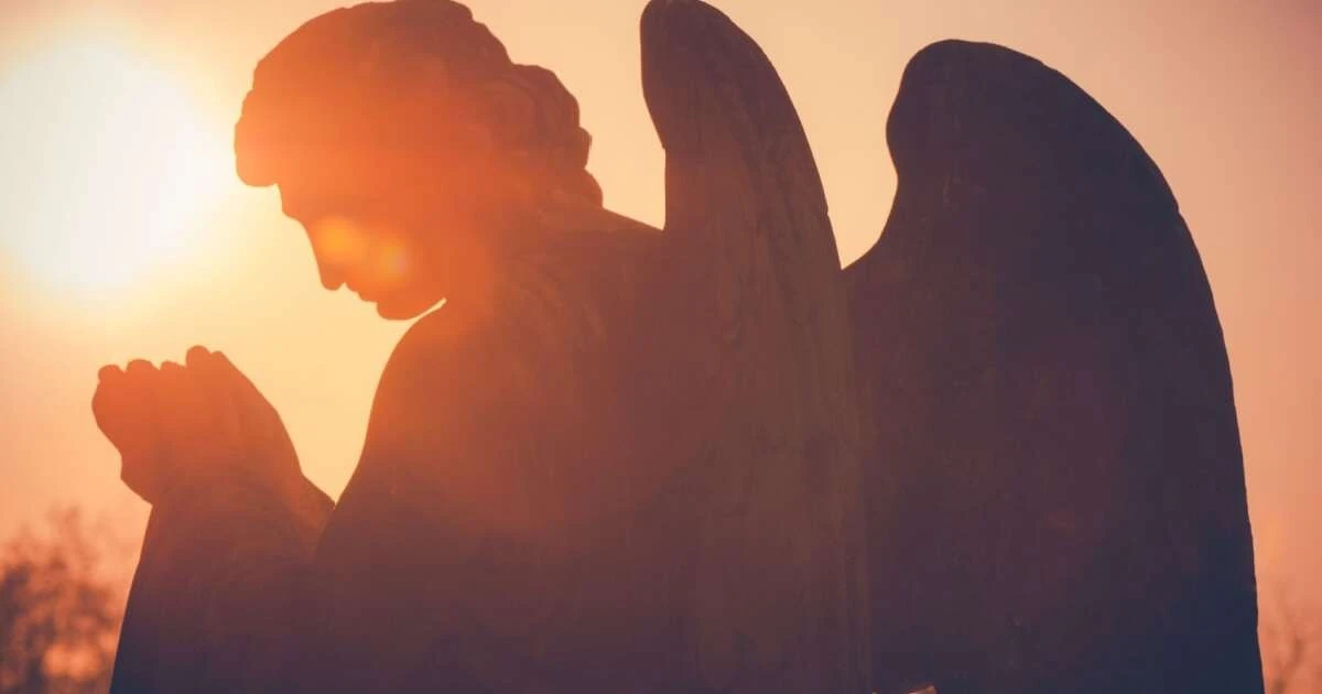 Twój anioł stróż według znaku zodiaku. Jak nawiązać z nim kontakt?