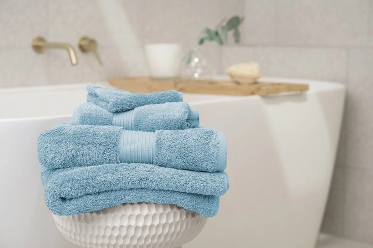 domowytrikz1szk-extra-1.webp Domowy trik z 1 szklanką octu, by Twoje ręczniki znów były puszyste jak z hotelu - image 1