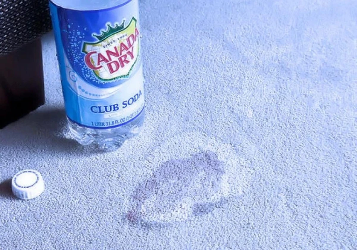 sodaoczyszczona-extra-1.webp Soda oczyszczona i woda gazowana: zaskakujący duet do walki z kamieniem - image 1