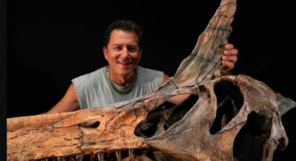 Spinosaurus mirabilis: "Piekielna czapla" prze rysowała mapę prehistorii Sahary