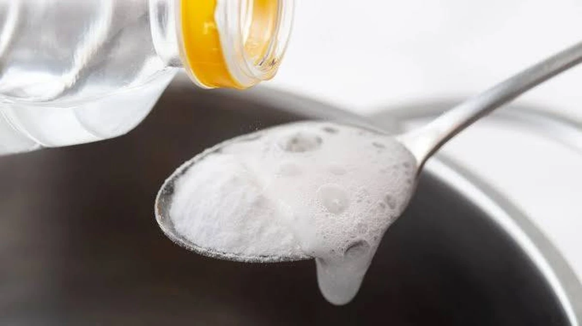 Zaskakujący duet: woda utleniona i soda oczyszczona odmienią Twój dom