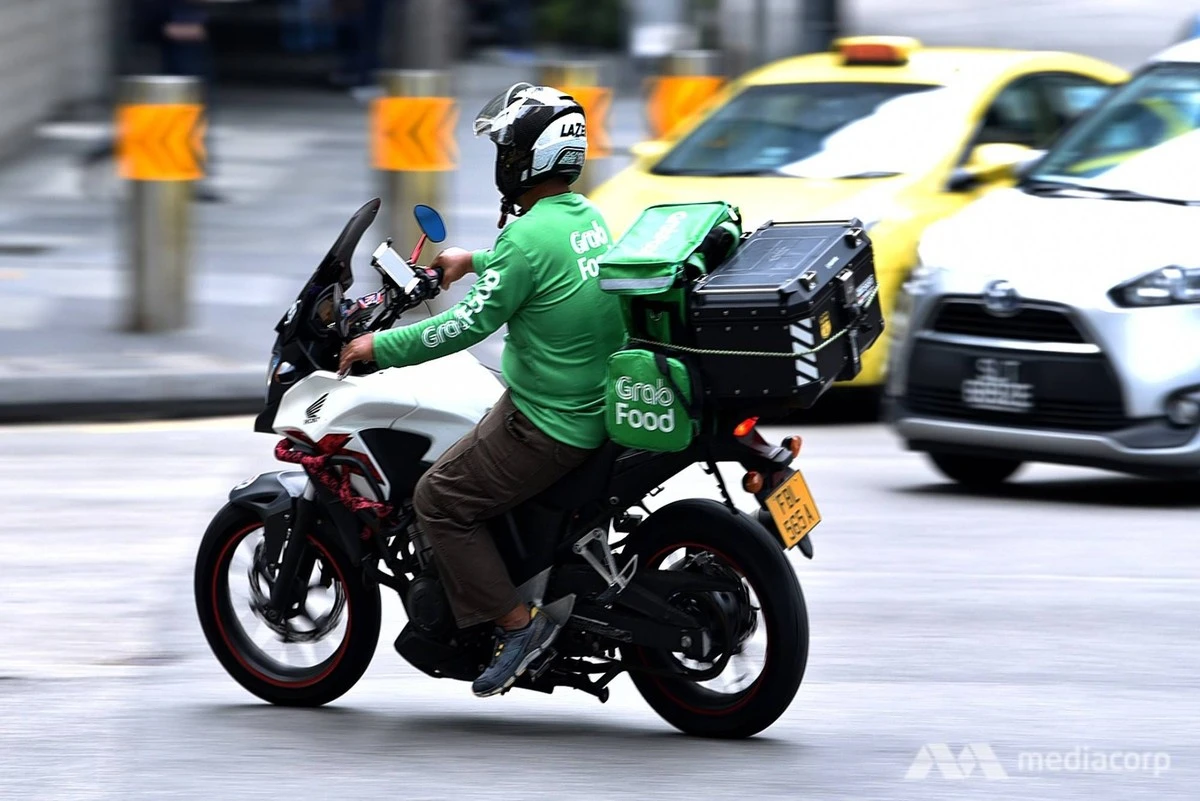 ilekilometrowmu-extra-1.webp Ile kilometrów musi przejechać kurier motocyklowy, żeby miesięcznie zarobić pensję minimalną i coś odłożyć na naprawy? Szczegółowy przewodnik. - image 1